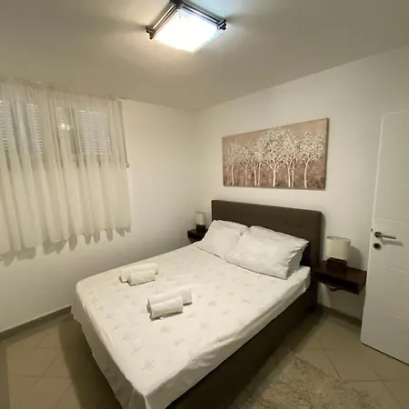 Apartments Andela Petrcane Exterior photo