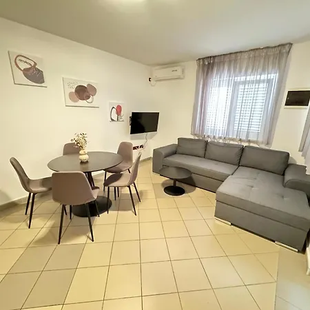 Apartments Andela Petrcane Exterior photo
