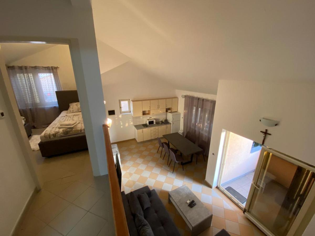 Andela Apartment