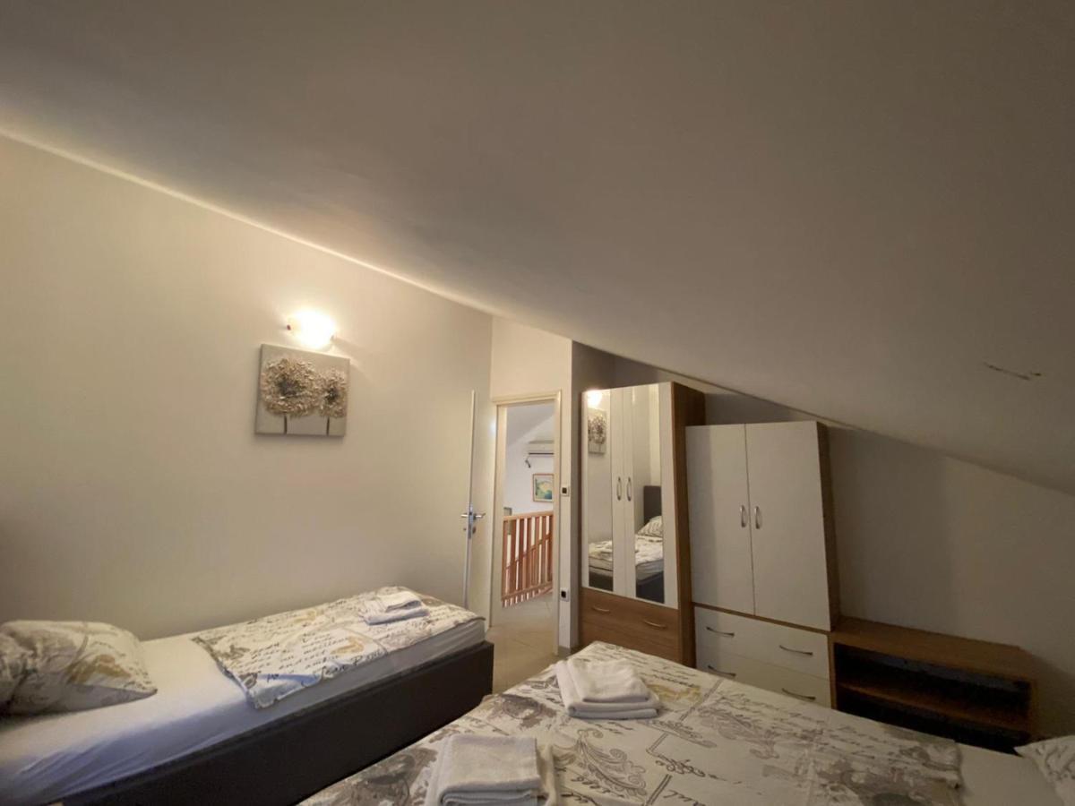 Andela Apartment *