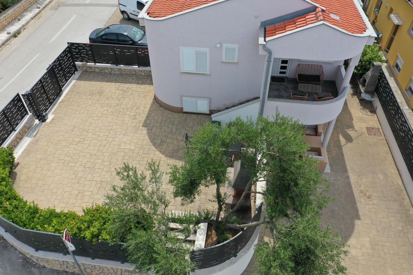 Apartment Andela