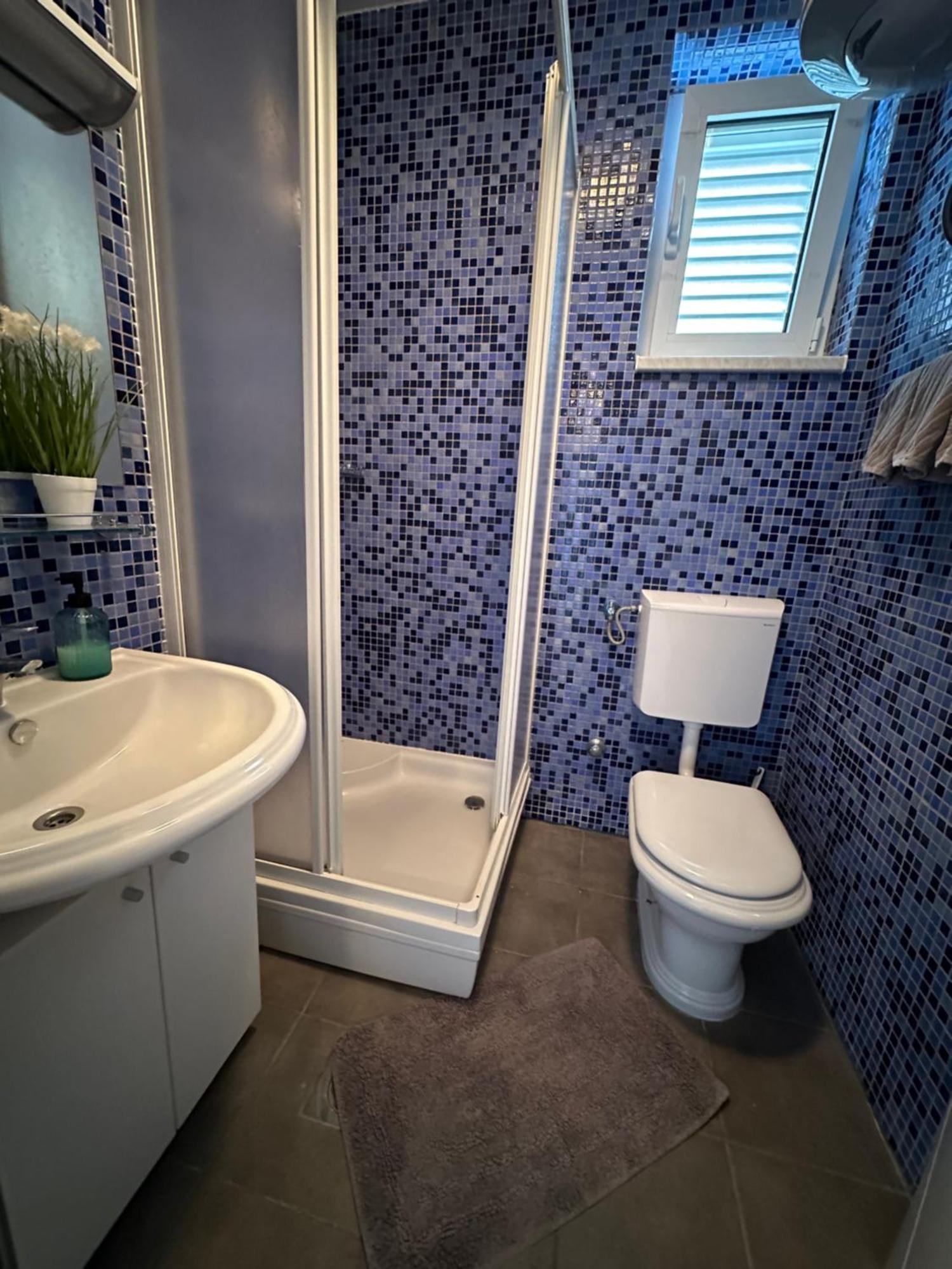 Andela Apartment *
