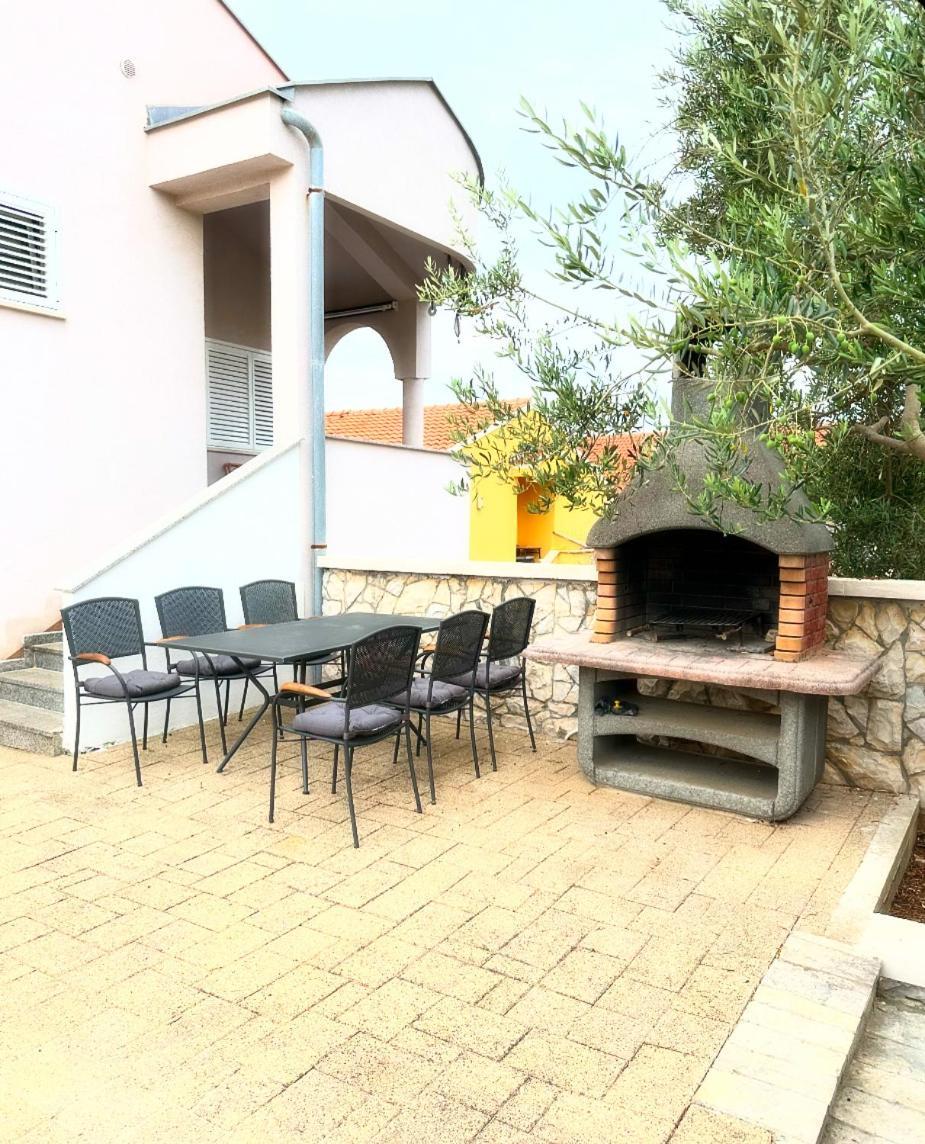 Apartment Andela *