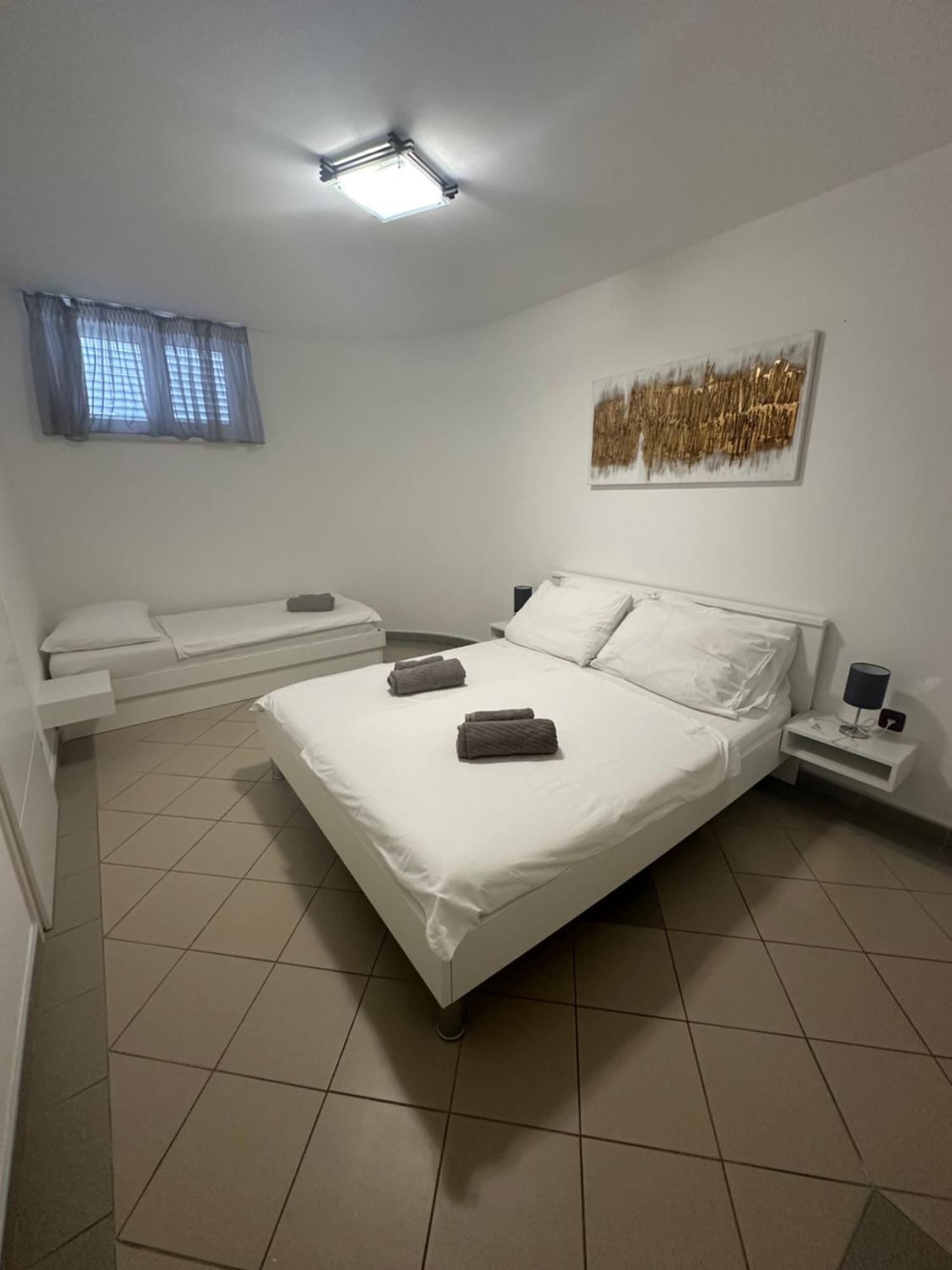 Apartment Andela