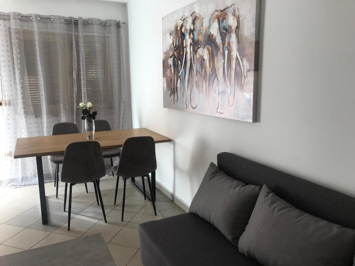 Apartment Andela Petrcane